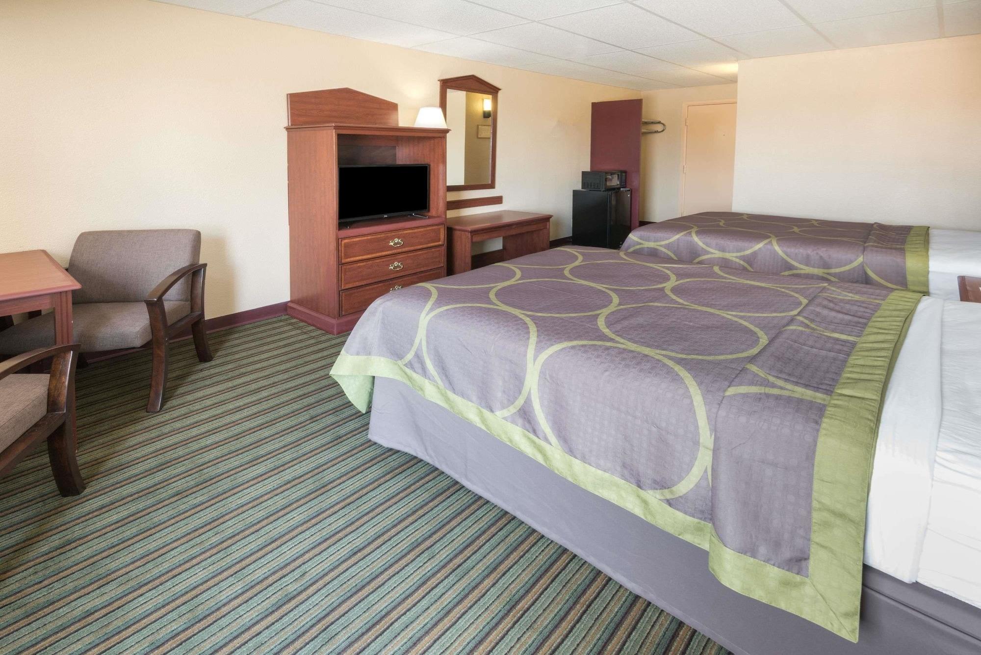 Super 8 By Wyndham Columbus Hotell Eksteriør bilde