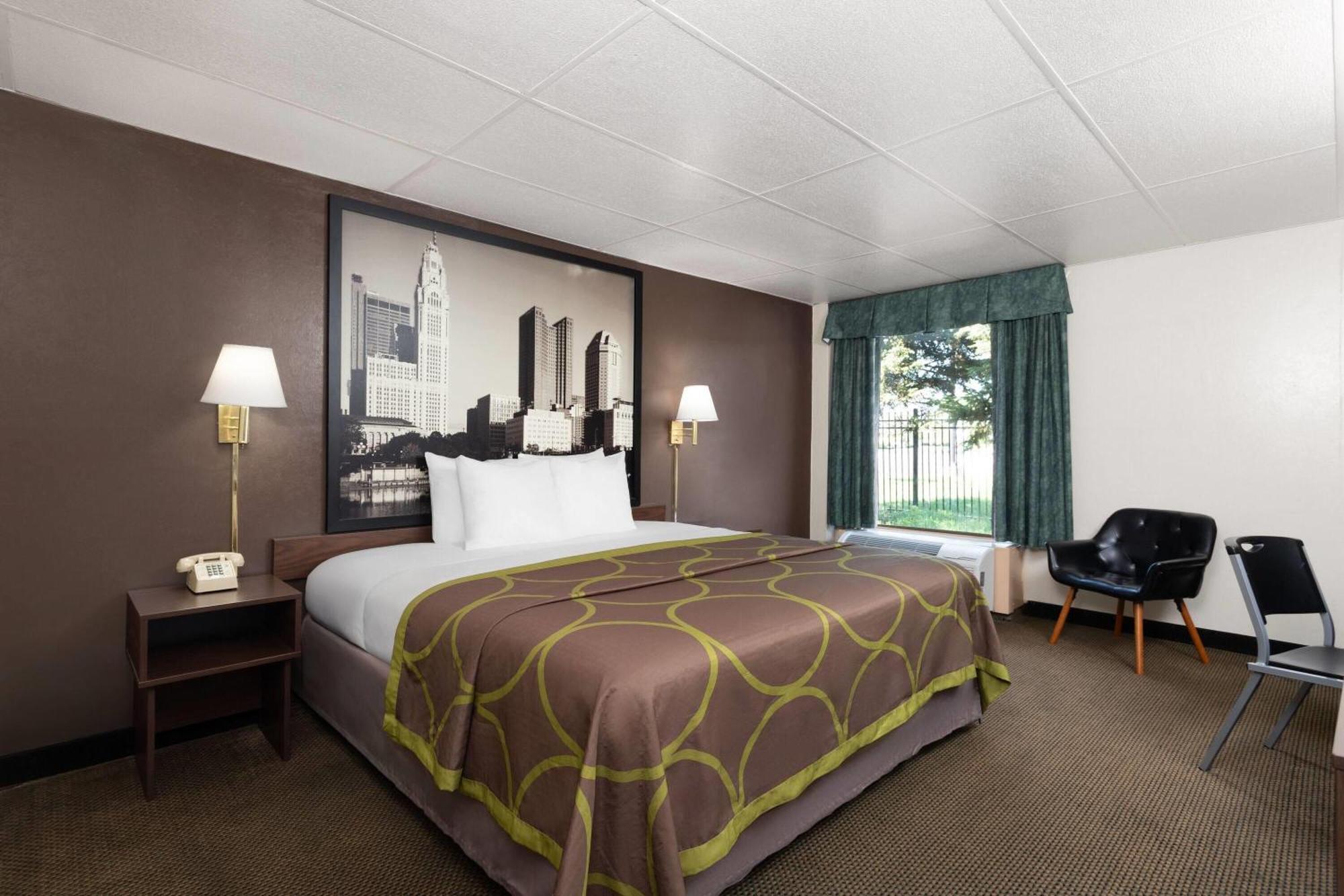 Super 8 By Wyndham Columbus Hotell Eksteriør bilde