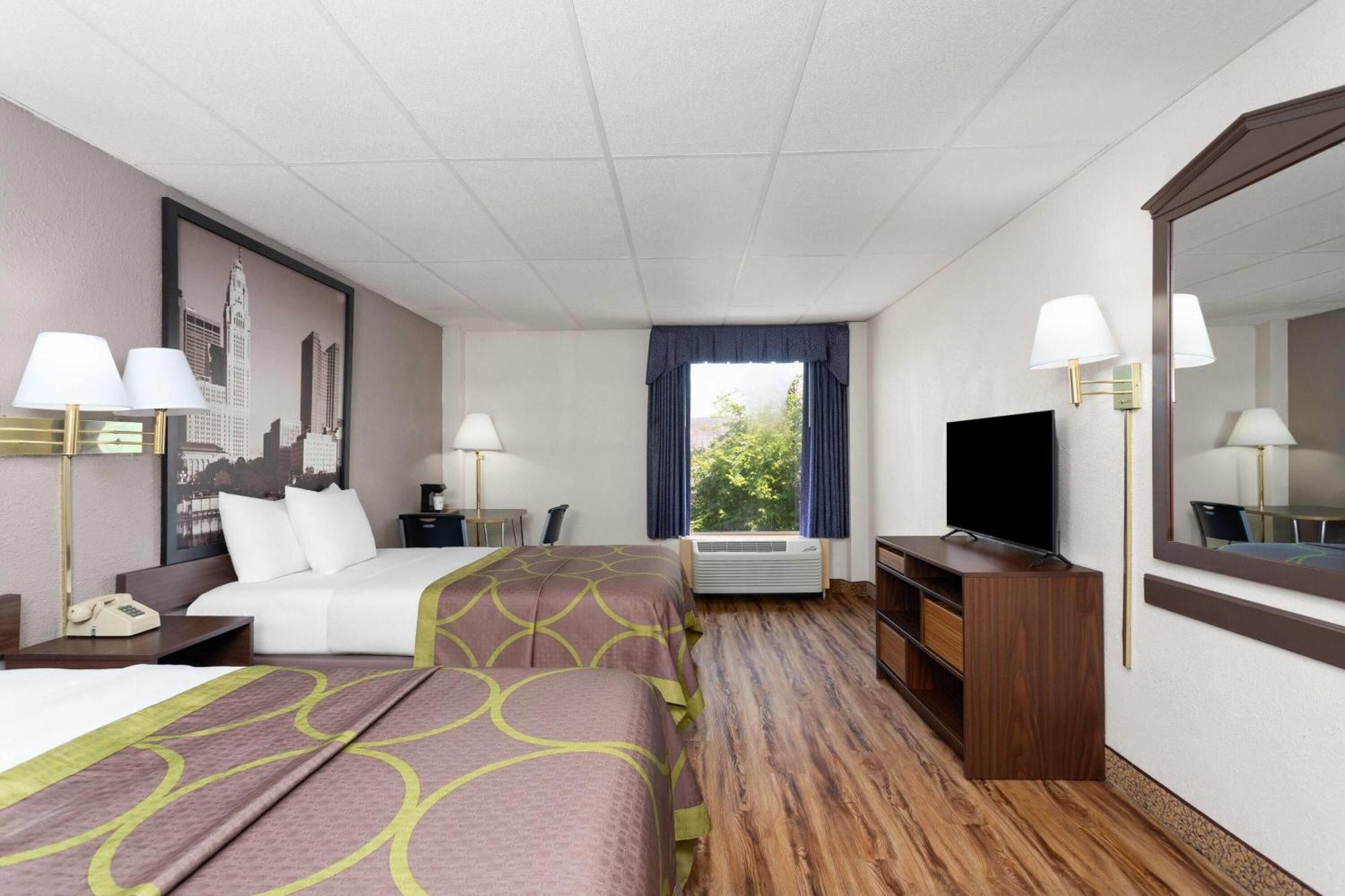Super 8 By Wyndham Columbus Hotell Eksteriør bilde