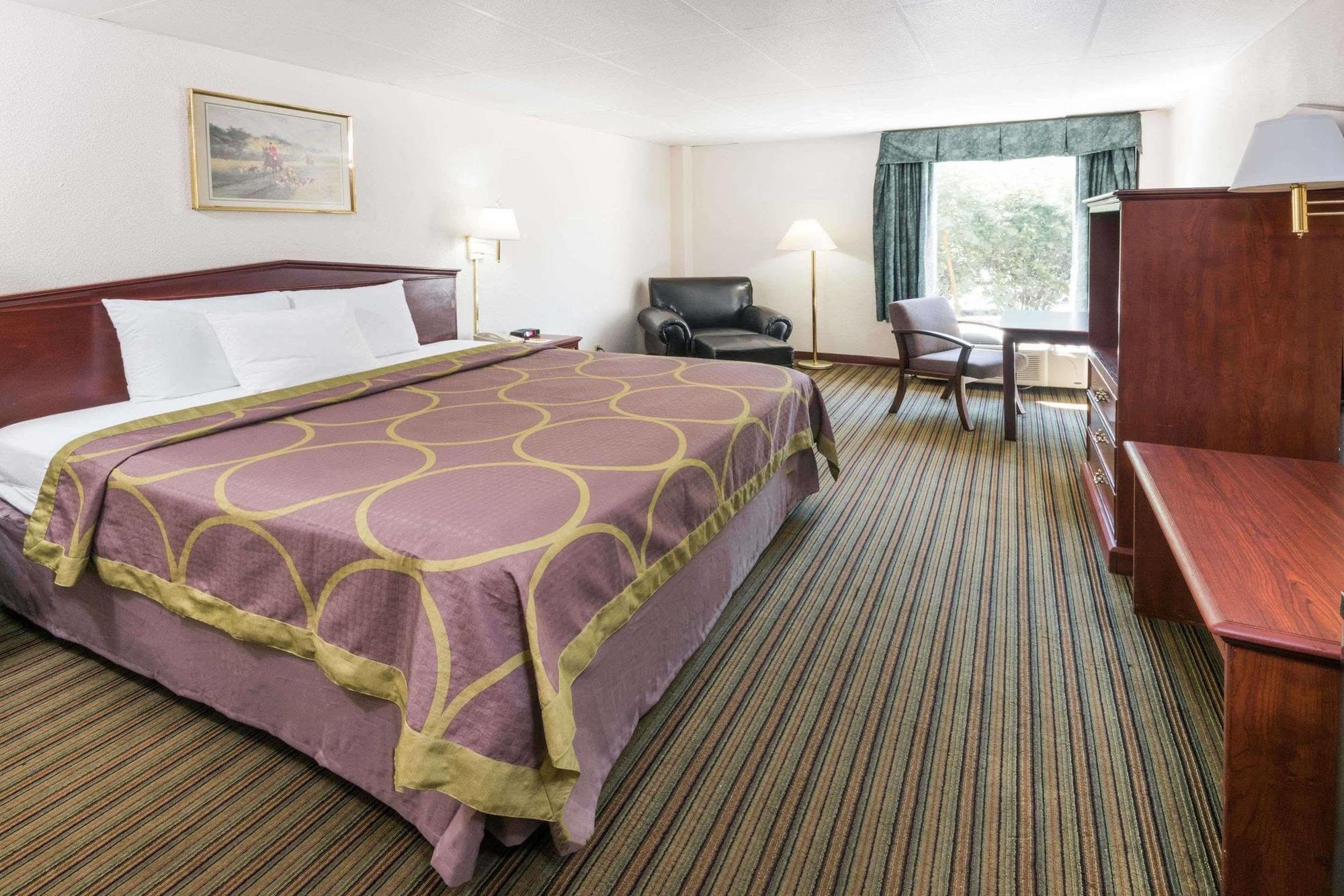 Super 8 By Wyndham Columbus Hotell Eksteriør bilde